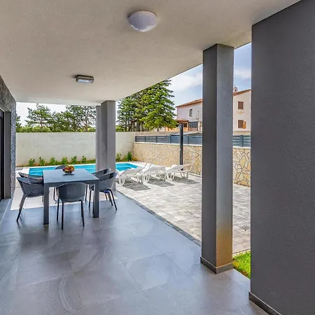 Gorgeous In With Kitchen *